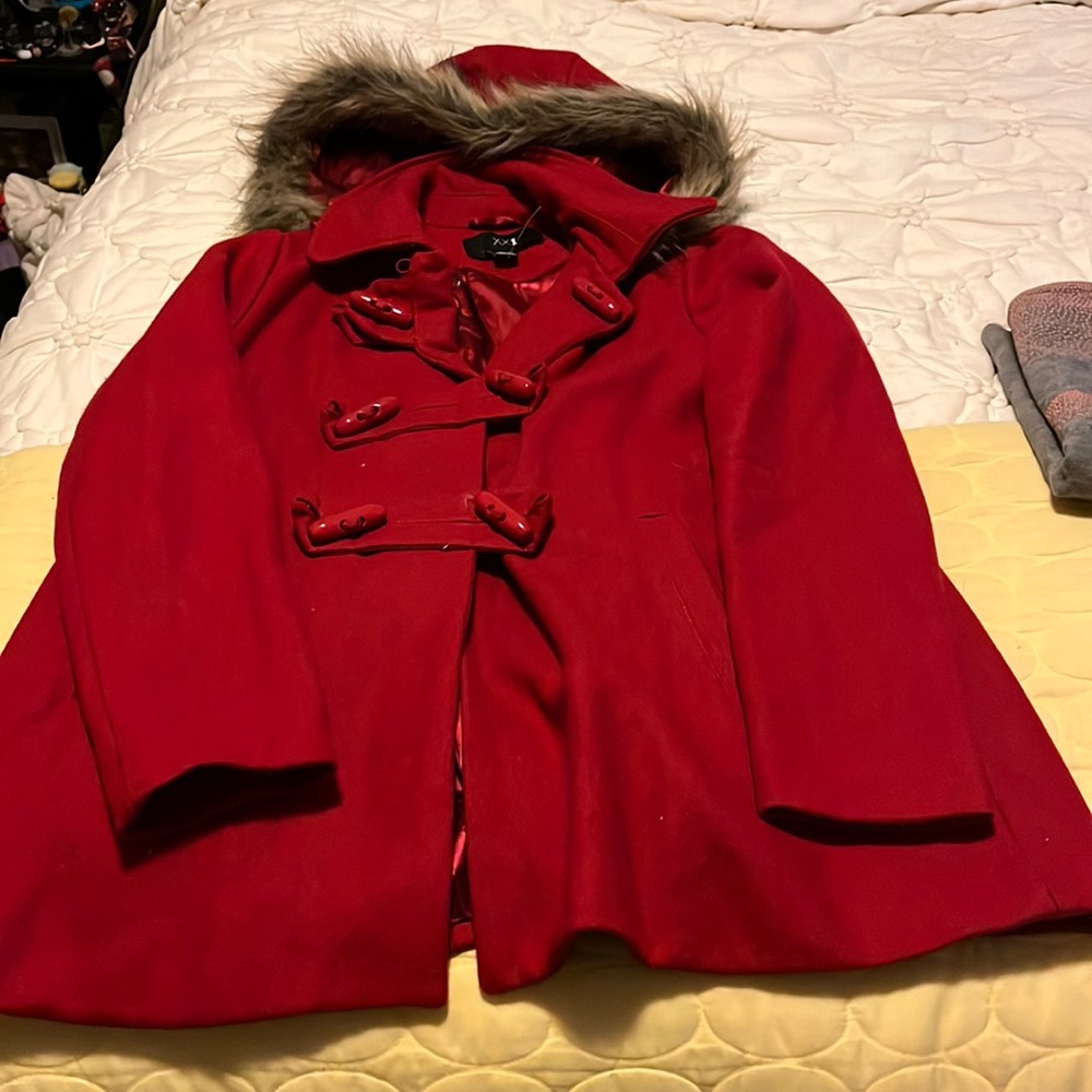 Little red riding hood esque toggle coat jacket fur lined hooded